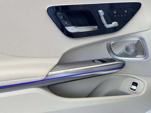 New 2026 Mercedes-Benz CLE 300 4MATIC Coupe image 13