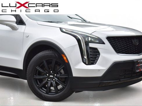 Used 2019 Cadillac XT4 Sport AWD/4WD image 2