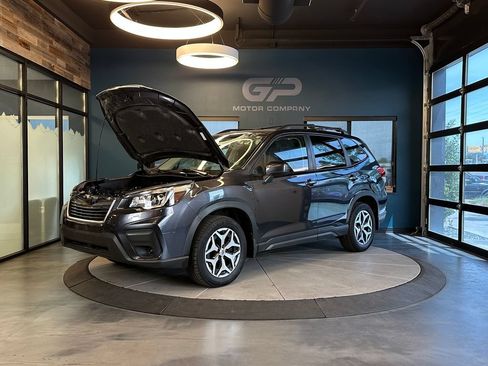 Used 2019 Subaru Forester Premium AWD/4WD image 24