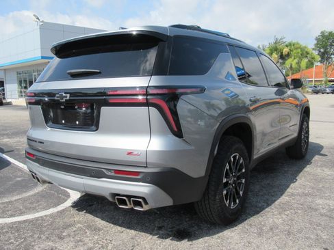 Used 2026 Chevrolet Traverse Z71 AWD/4WD image 6