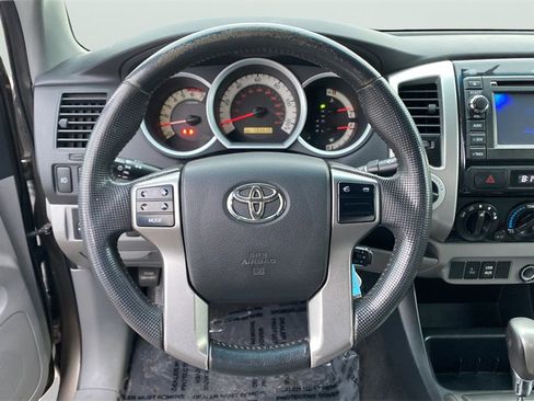 Used 2013 Toyota Tacoma 4x4 Access Cab V6 image 11
