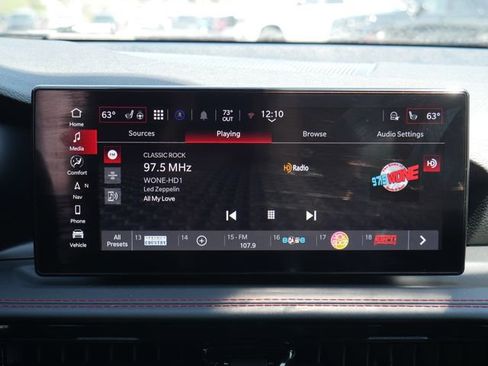 Used 2024 Dodge Hornet R/T Plus AWD/4WD image 18