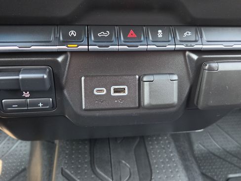 Used 2021 Chevrolet Silverado 1500 Custom w/ LPO, Dark Essentials Package AWD/4WD image 61