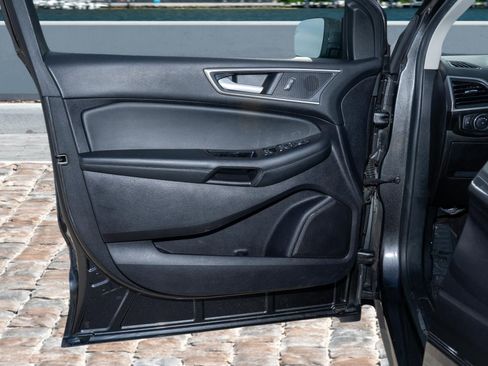 Used 2020 Ford Edge SEL w/ Convenience Package image 31