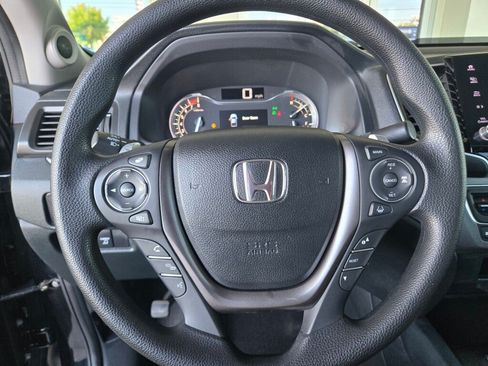 Certified 2023 Honda Ridgeline Sport image 25