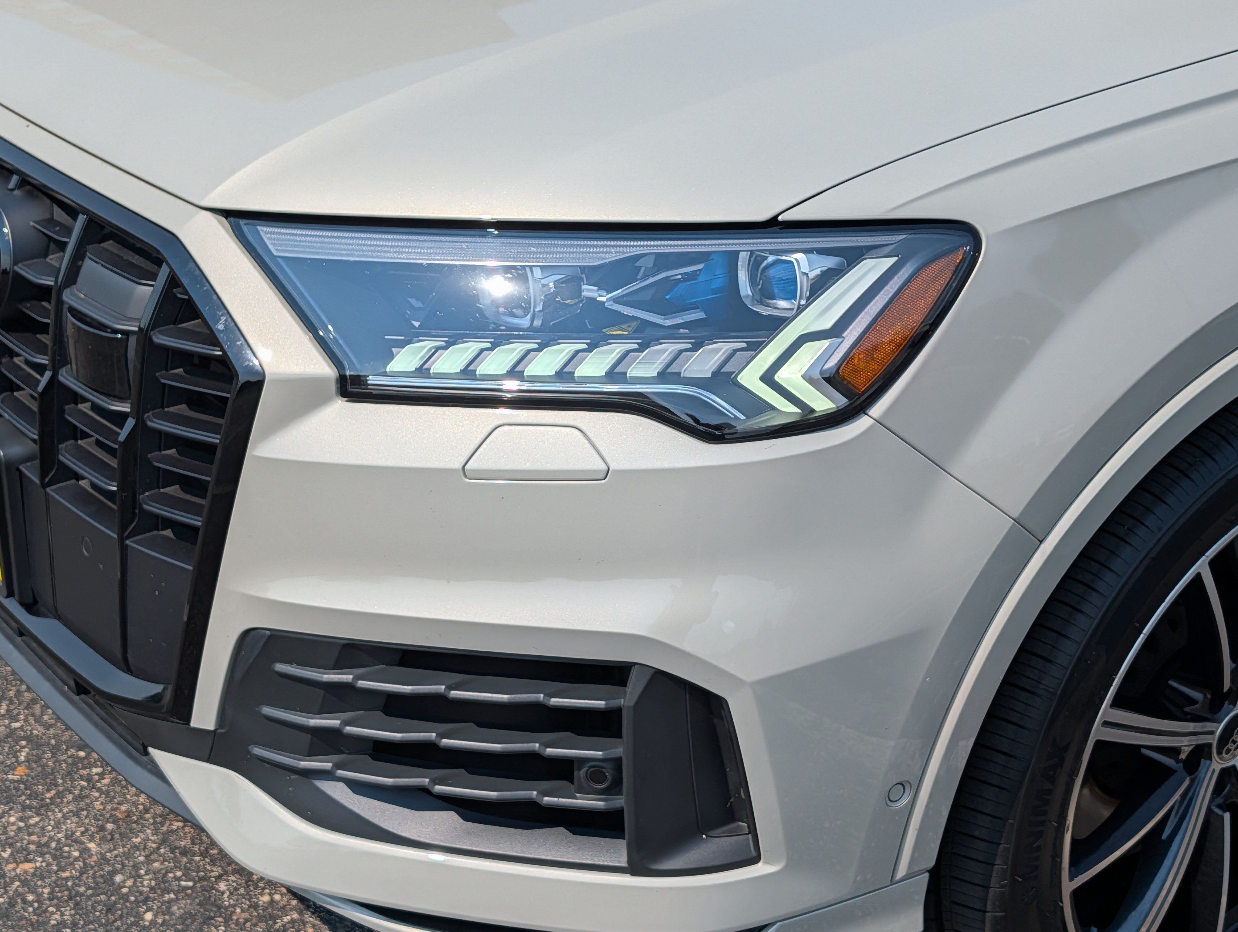 Used 2023 Audi Q7 3.0T Prestige w/ Prestige Package AWD/4WD image 16