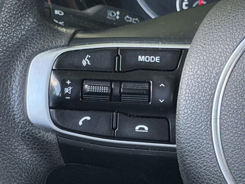 Used 2022 Kia K5 LXS FWD image 20