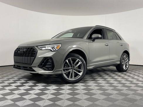 New 2025 Audi Q3 2.0T Premium image 2