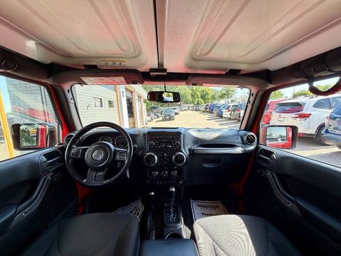Used 2016 Jeep Wrangler Unlimited Sport w/ Quick Order Package 24S AWD/4WD image 21