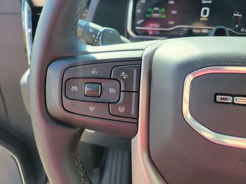 Used 2021 GMC Sierra 1500 AT4 w/ AT4 Preferred Package image 11