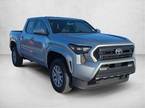 Used 2024 Toyota Tacoma SR5 RWD image 3
