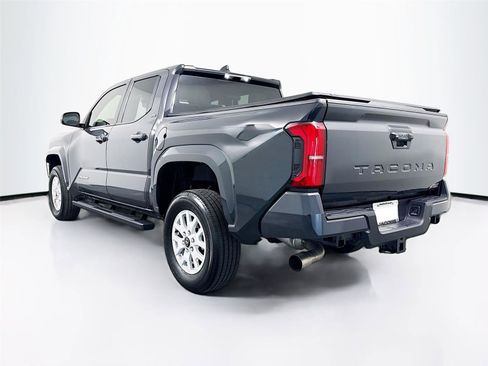 Used 2025 Toyota Tacoma SR5 RWD image 31