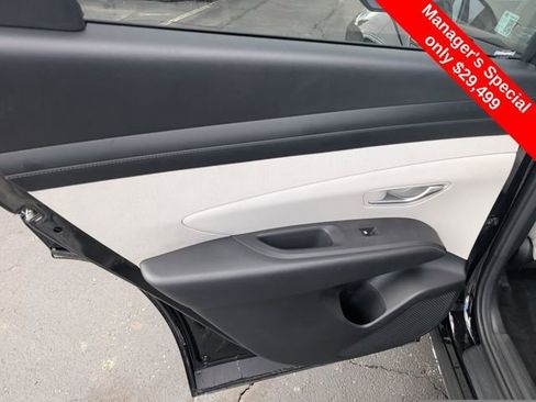 Certified 2025 Hyundai Tucson SEL image 10