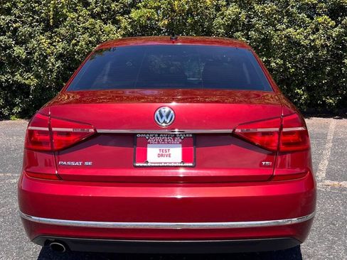 Used 2016 Volkswagen Passat 1.8T SE FWD image 6