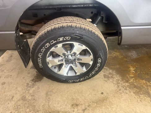 Used 2013 Ford F150 STX w/ Mid Equipment Group AWD/4WD image 23