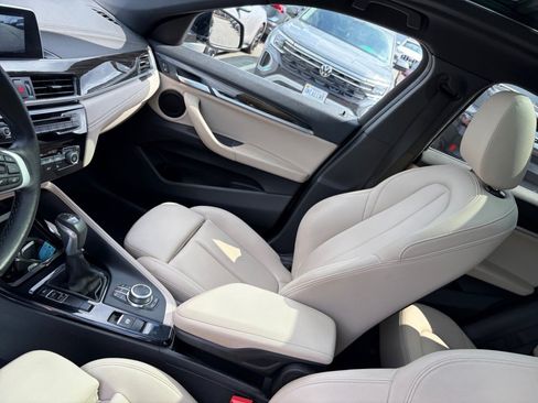 Used 2018 BMW X2 sDrive28i w/ Convenience Package FWD image 31