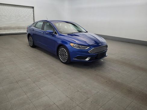 Used 2018 Ford Fusion SE w/ Fusion SE Technology Package FWD image 13