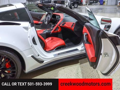 Used 2017 Chevrolet Corvette Z06 image 36