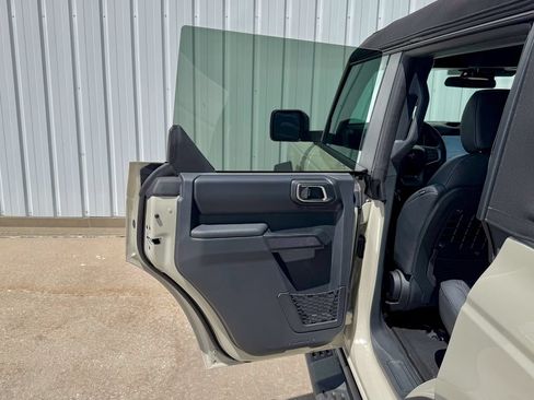 New 2026 Ford Bronco Badlands AWD/4WD image 15