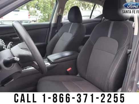 Used 2024 Nissan Sentra SV FWD image 19