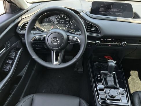 Used 2025 MAZDA CX-30 AWD 2.5 S w/ Preferred Package image 8