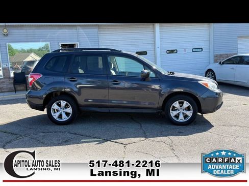 Used 2015 Subaru Forester 2.5i Premium w/ All-Weather Package AWD/4WD image 9