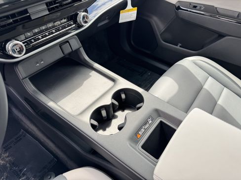 Used 2026 Honda Prologue Touring image 25
