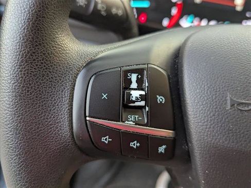 Used 2020 Ford Escape SE image 11