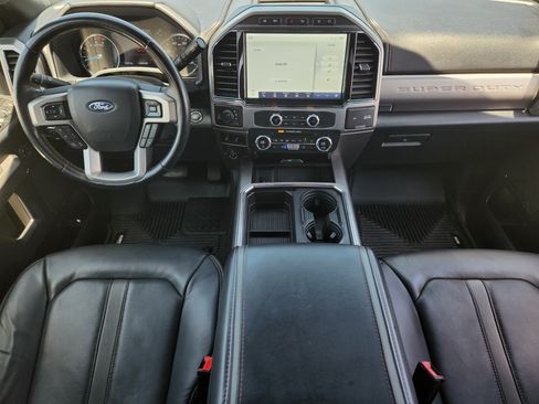 Used 2022 Ford F250 Platinum w/ FX4 Off-Road Package AWD/4WD image 26