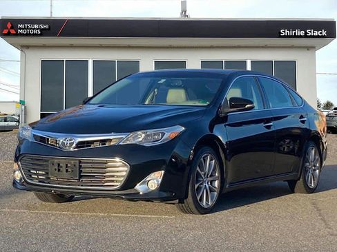 Used 2015 Toyota Avalon XLE Touring image 1