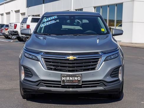 Used 2024 Chevrolet Equinox LT w/ Driver Convenience Package image 2