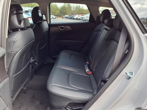 New 2026 Kia Sportage EX w/ EX Panoramic Sunroof Package AWD/4WD image 4