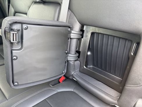 Used 2021 GMC Sierra 1500 SLT AWD/4WD image 34