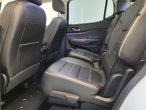 Used 2020 GMC Acadia Denali w/ Technology Package image 12