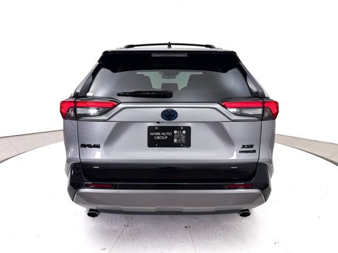 Used 2022 Toyota RAV4 XSE AWD/4WD image 17