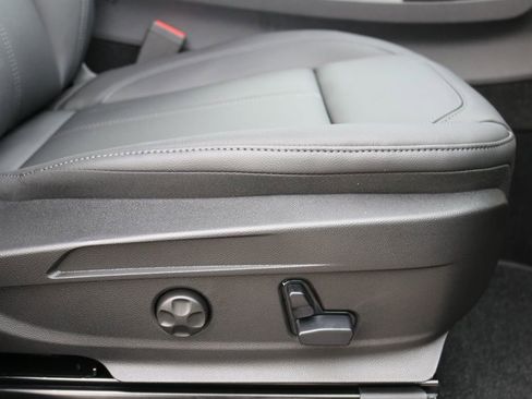 New 2025 Alfa Romeo Stelvio Sprint image 33