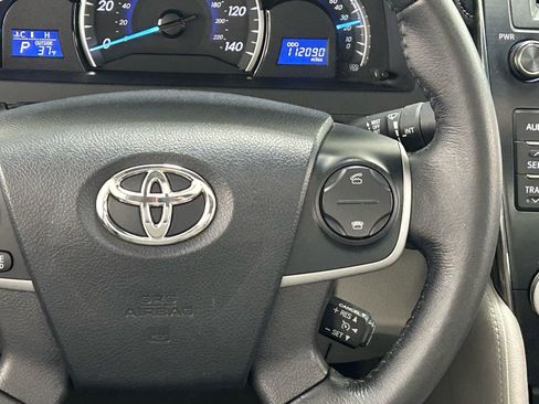 Used 2013 Toyota Camry XLE w/ Leather Pkg image 13