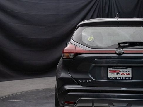 New 2025 Nissan Kicks Play S image 12