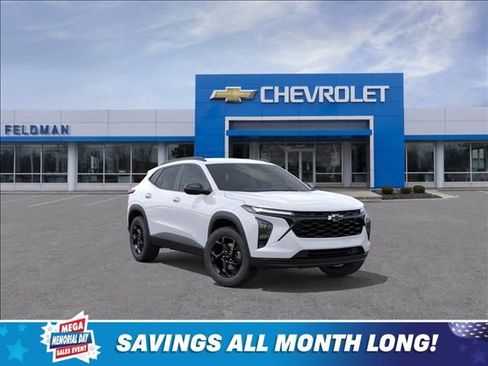 New 2026 Chevrolet Trax LT w/ Driver Confidence Package FWD image 1