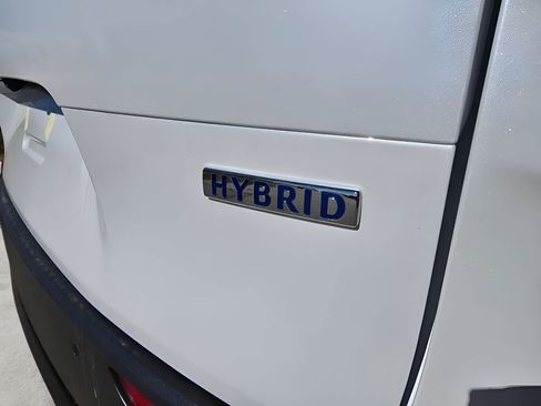 Used 2026 MAZDA CX-50 AWD 2.5 Hybrid w/ Weather Package image 9