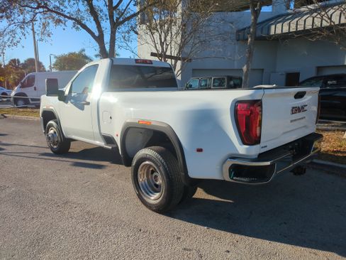 Used 2023 GMC Sierra 3500 Pro image 7