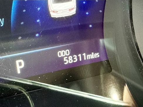 Used 2023 Toyota Camry XSE image 13