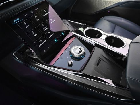 New 2025 Cadillac Escalade IQ Luxury 2 image 32