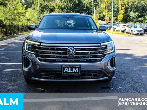 Used 2024 Volkswagen Atlas SE AWD/4WD image 9