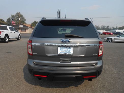 Used 2012 Ford Explorer XLT AWD/4WD image 8