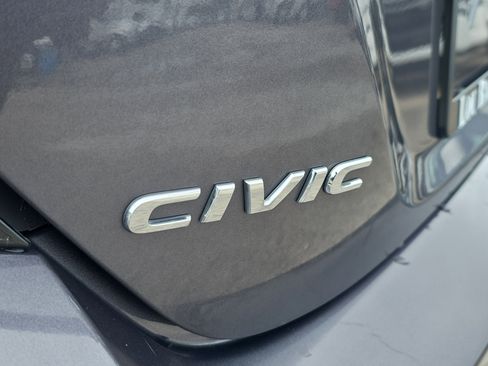 Used 2018 Honda Civic EX-T image 10