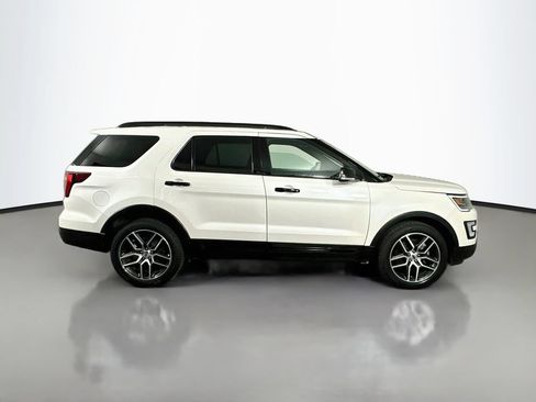 Used 2017 Ford Explorer Sport AWD/4WD image 9