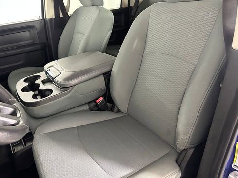 Used 2017 RAM 1500 Express AWD/4WD image 18