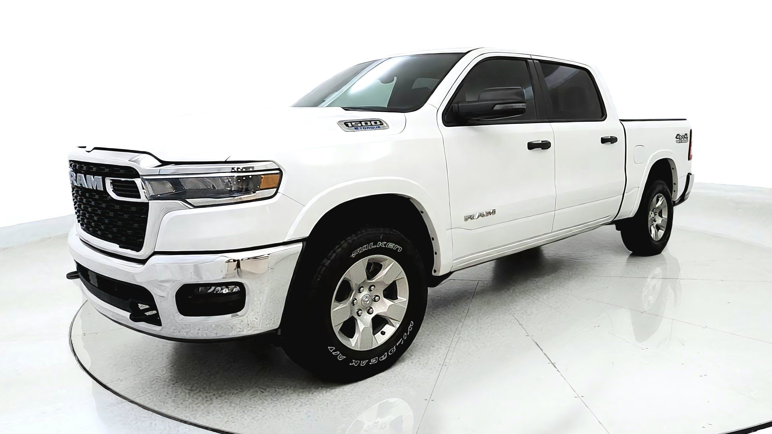 Used 2025 RAM 1500 Big Horn AWD/4WD image 3