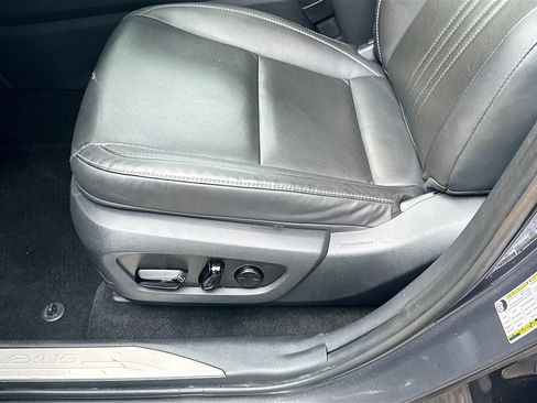 Used 2024 Lexus NX 250 FWD w/ Towing Package (2000 Lbs) image 19